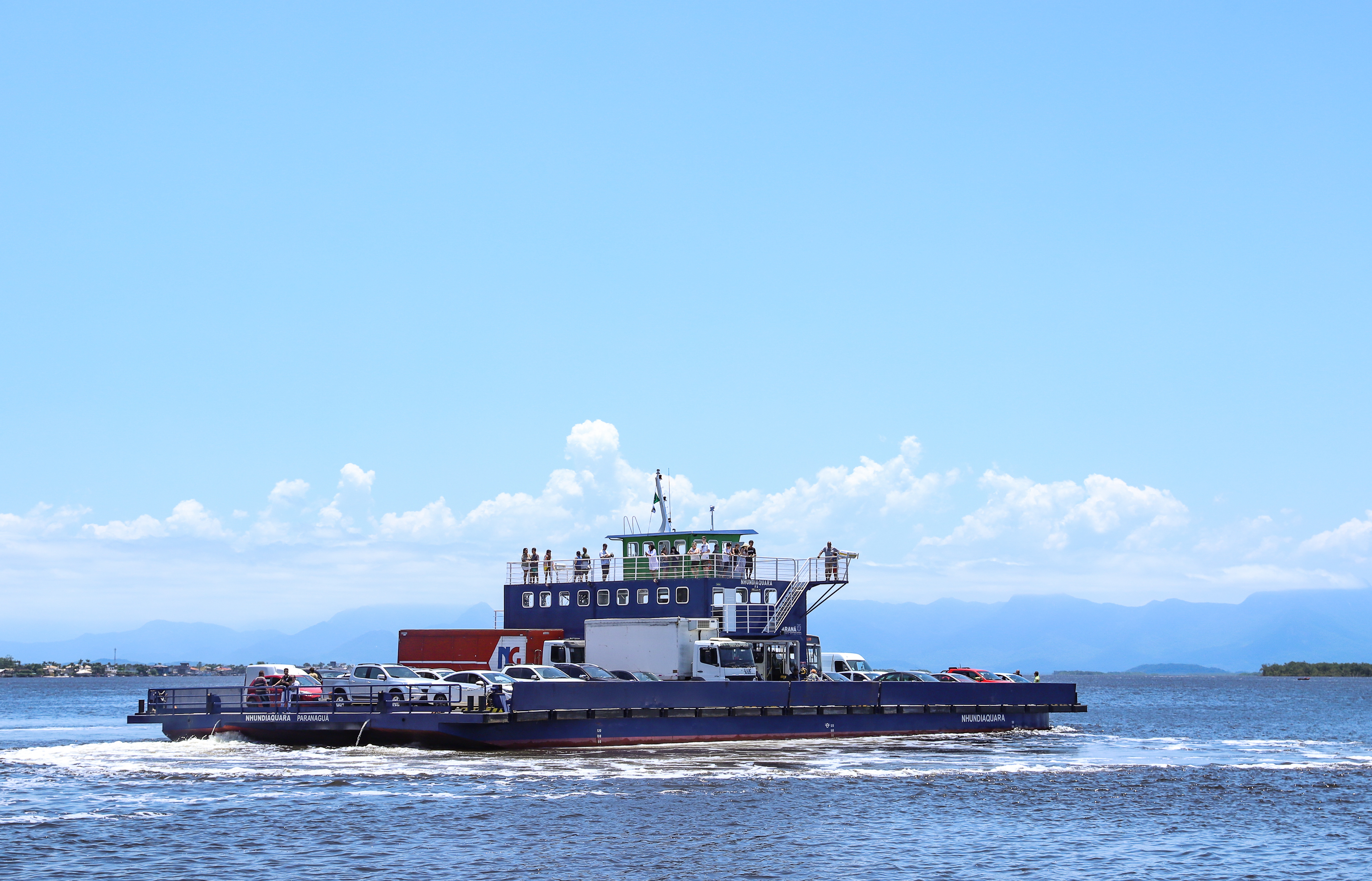 Baía de Guaratuba e a travessia do ferry boat