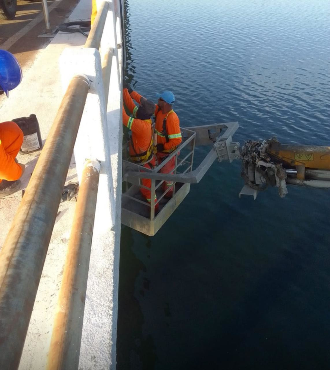 Reforma da ponte sobre a Represa Chavantes, entre Carlópolis e Fartura (SP)