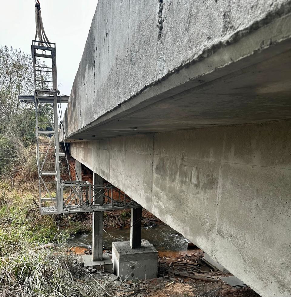 Reforma ponte Rio dos Índios na PR-323 entre Tapejara e Cianorte
