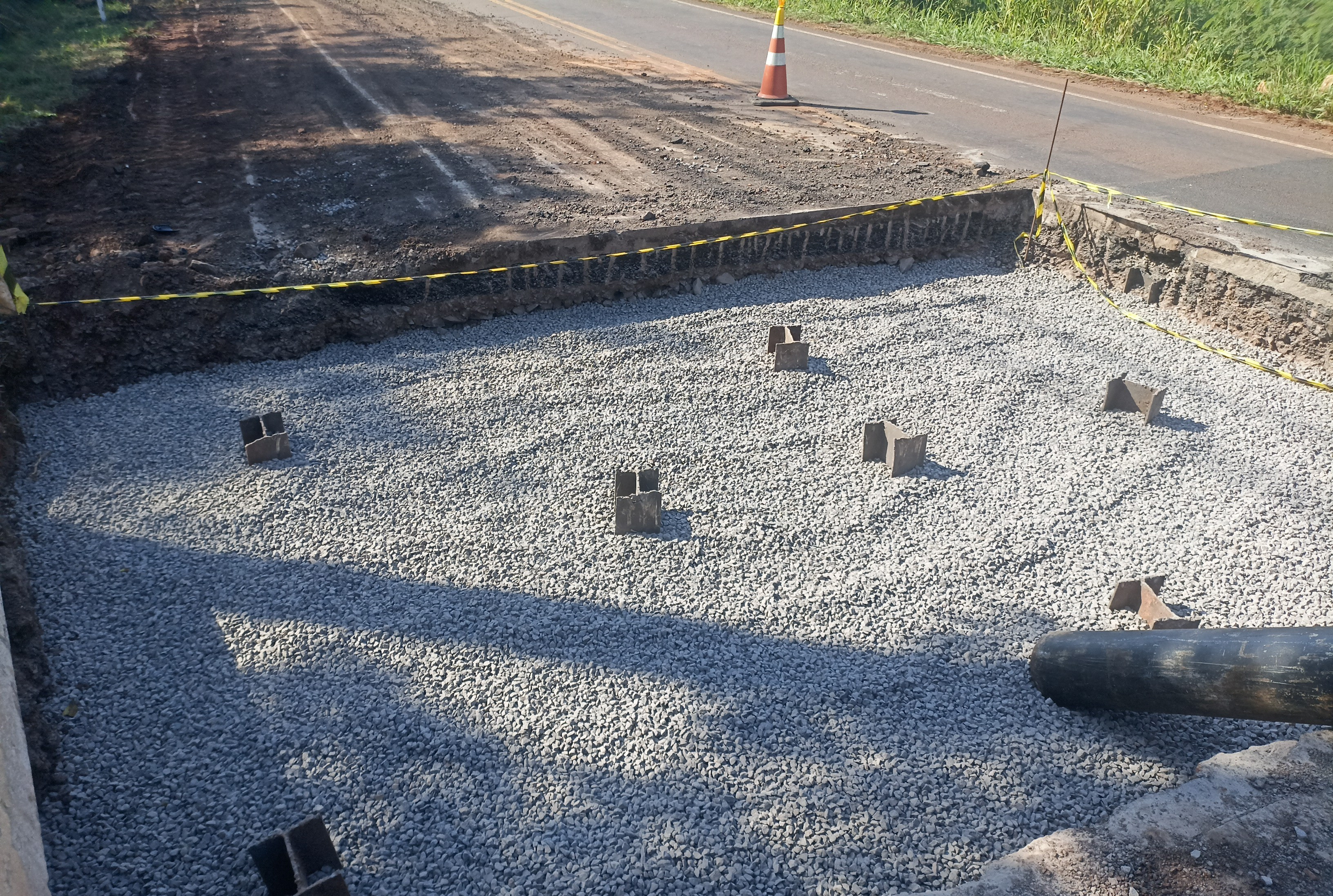 Reforma da ponte sobre o Rio do Açu na PR-364 em Terra Roxa