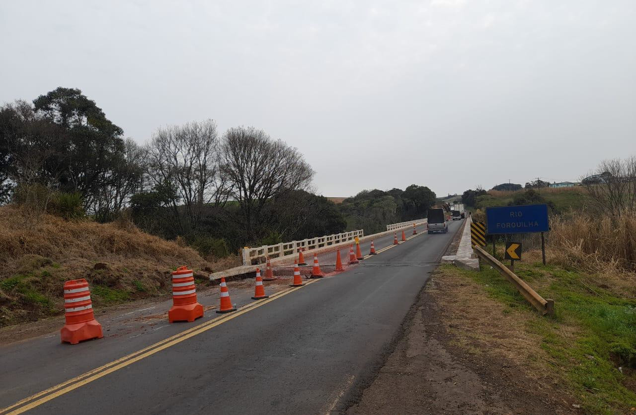 Conservação da ponte sobre o Rio Forquilha na PRC-280