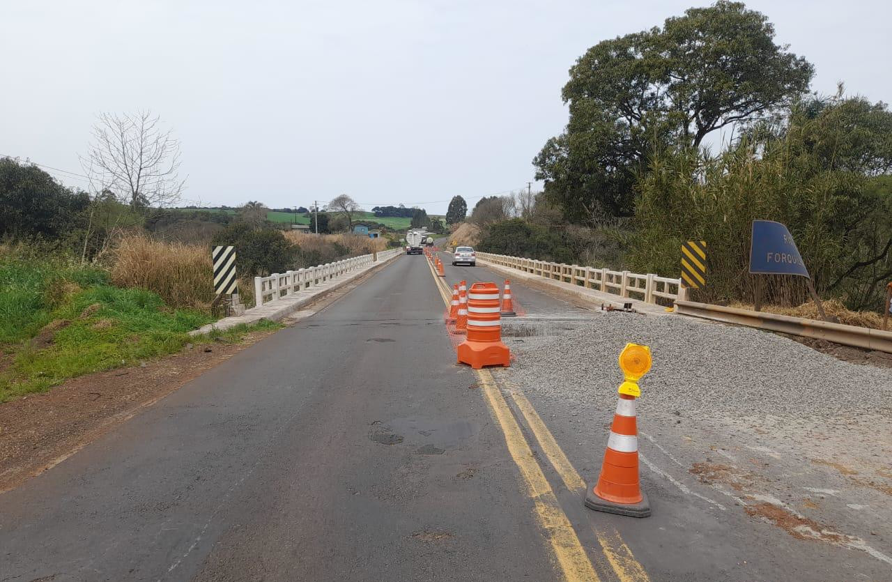 Conservação da ponte sobre o Rio Forquilha na PRC-280