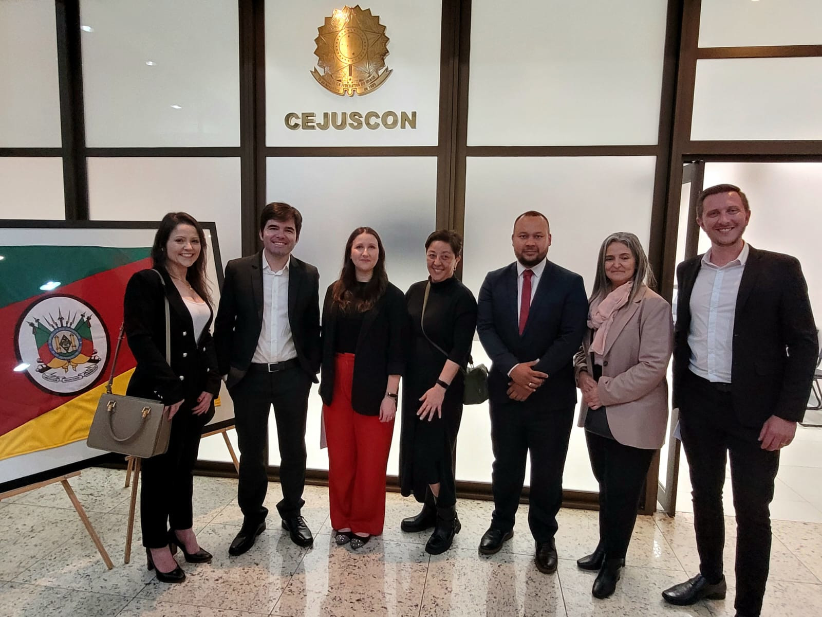 Equipe do DER/PR que atuou na elaboração do acordo