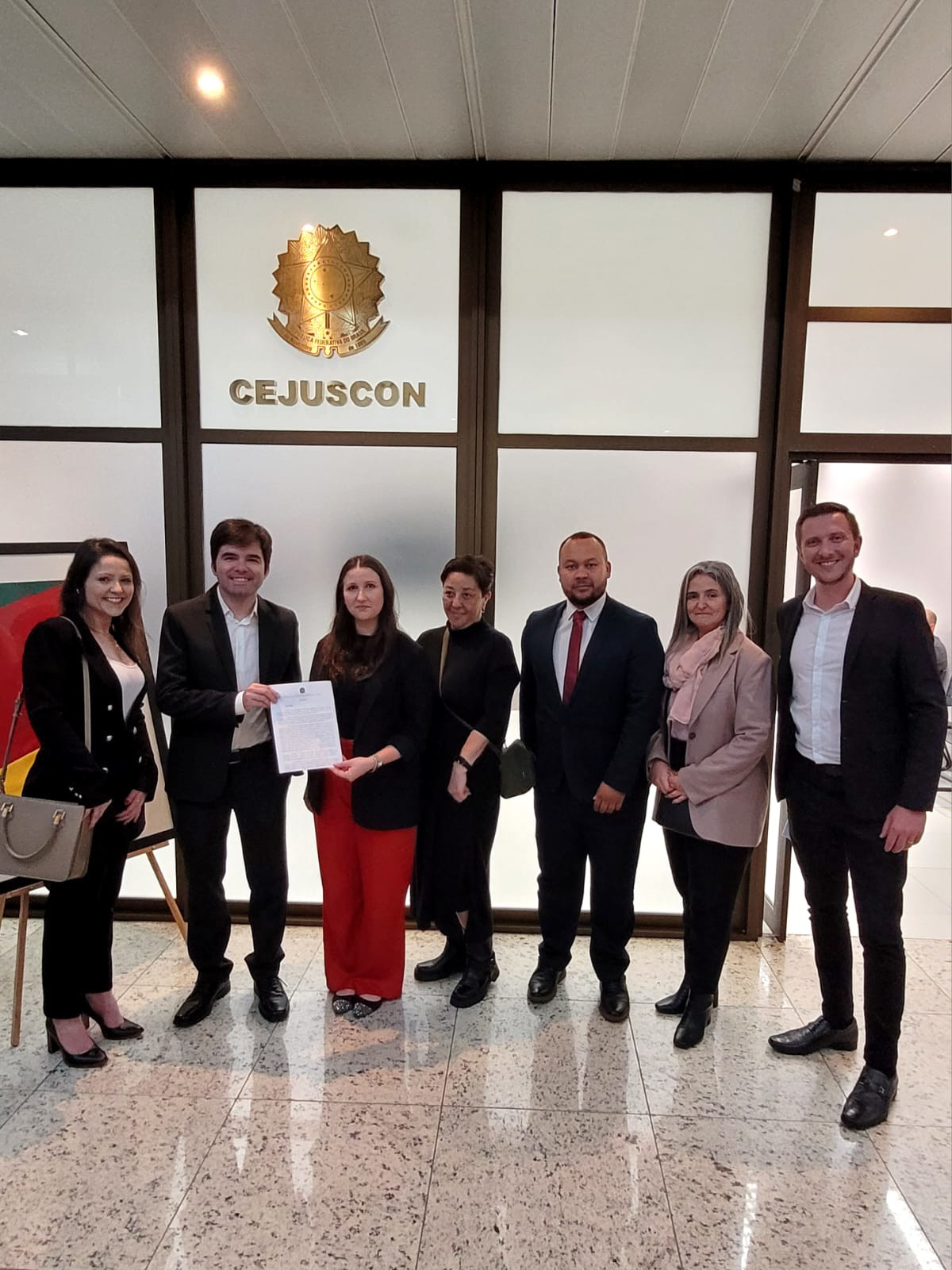 Equipe do DER/PR que atuou na elaboração do acordo