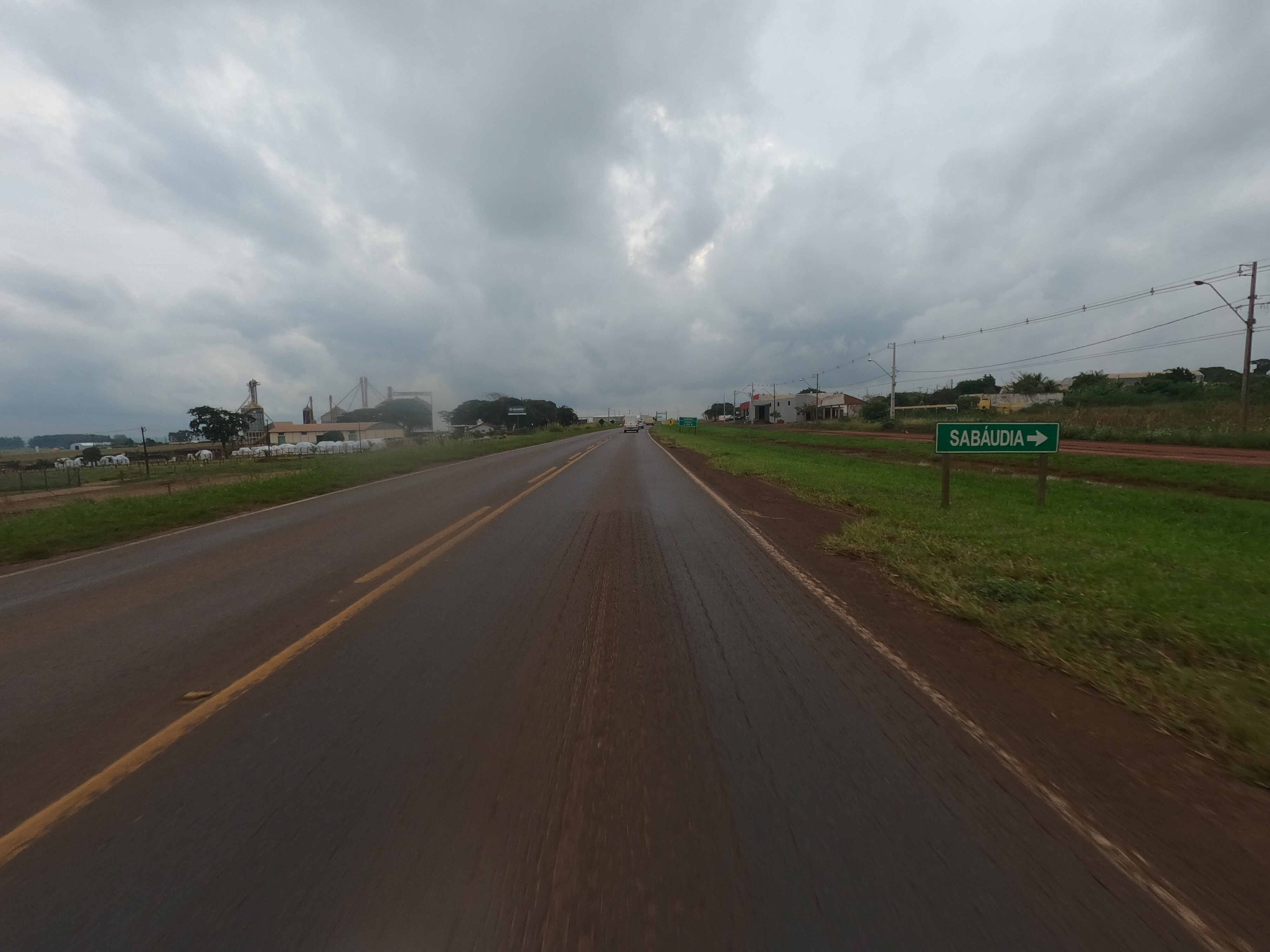 PR-218 entre Arapongas e Sabáudia, trecho que será estudado para duplicação