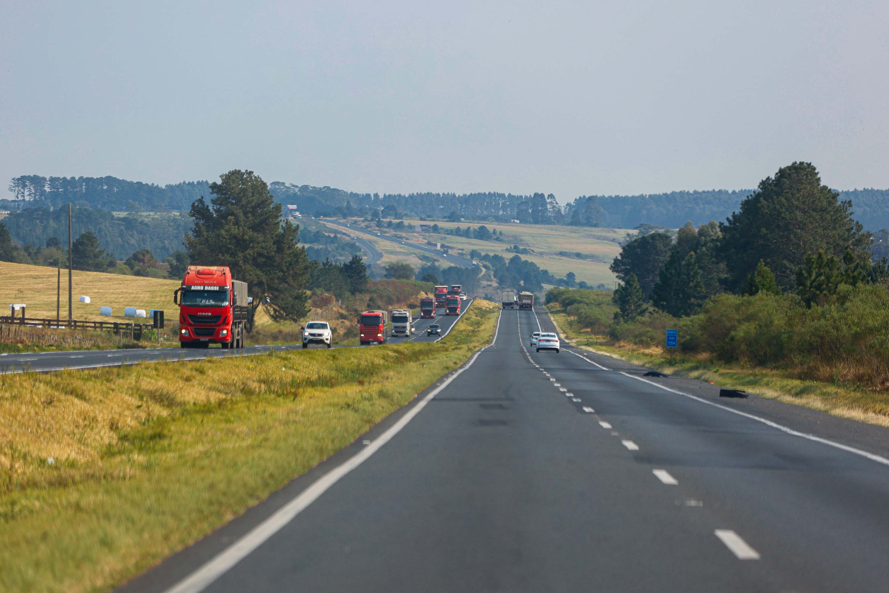 BR-376 entre Ponta Grossa e São Luiz do Purunã