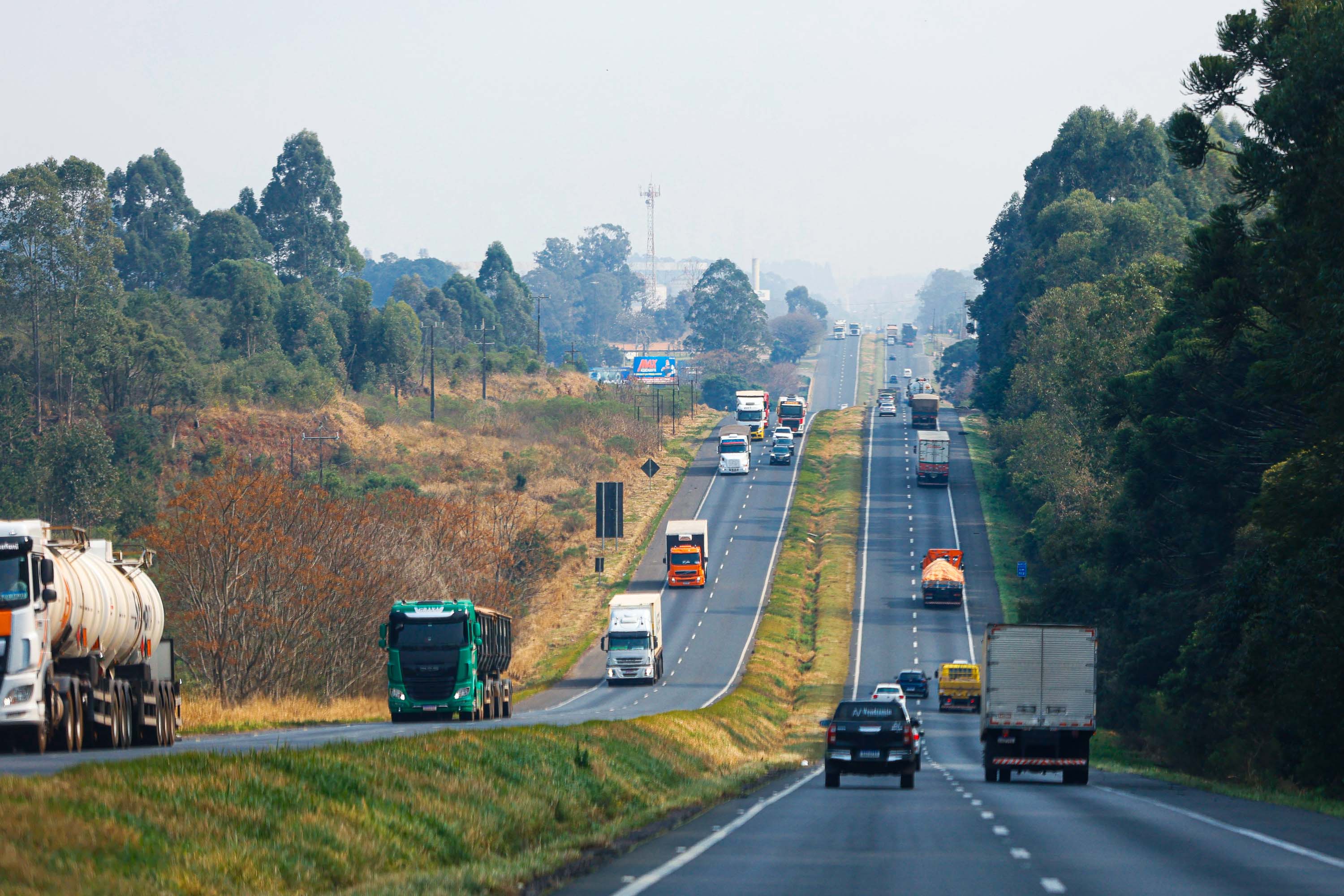 BR-376 entre Ponta Grossa e São Luiz do Purunã