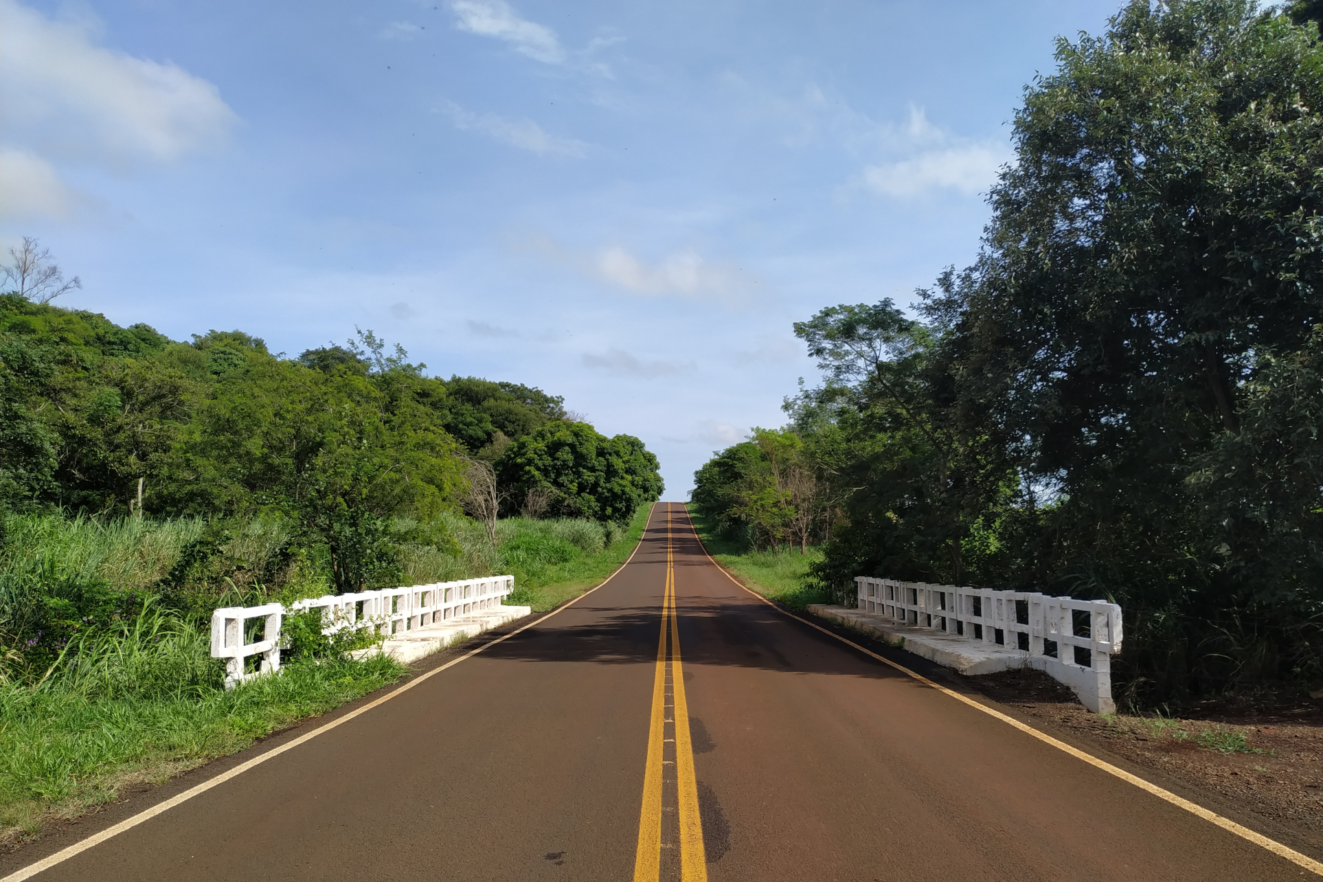 Ponte sobre o Rio Ribeiro na PR-437