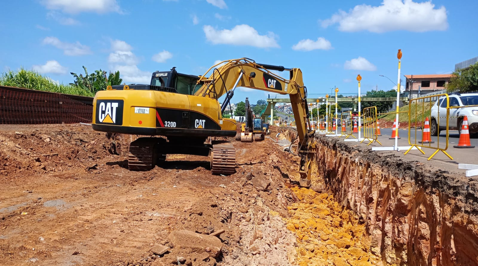 PR-160 obras da nova trincheira em Telêmaco Borba