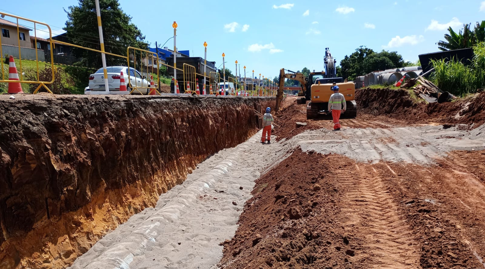 PR-160 obras da nova trincheira em Telêmaco Borba