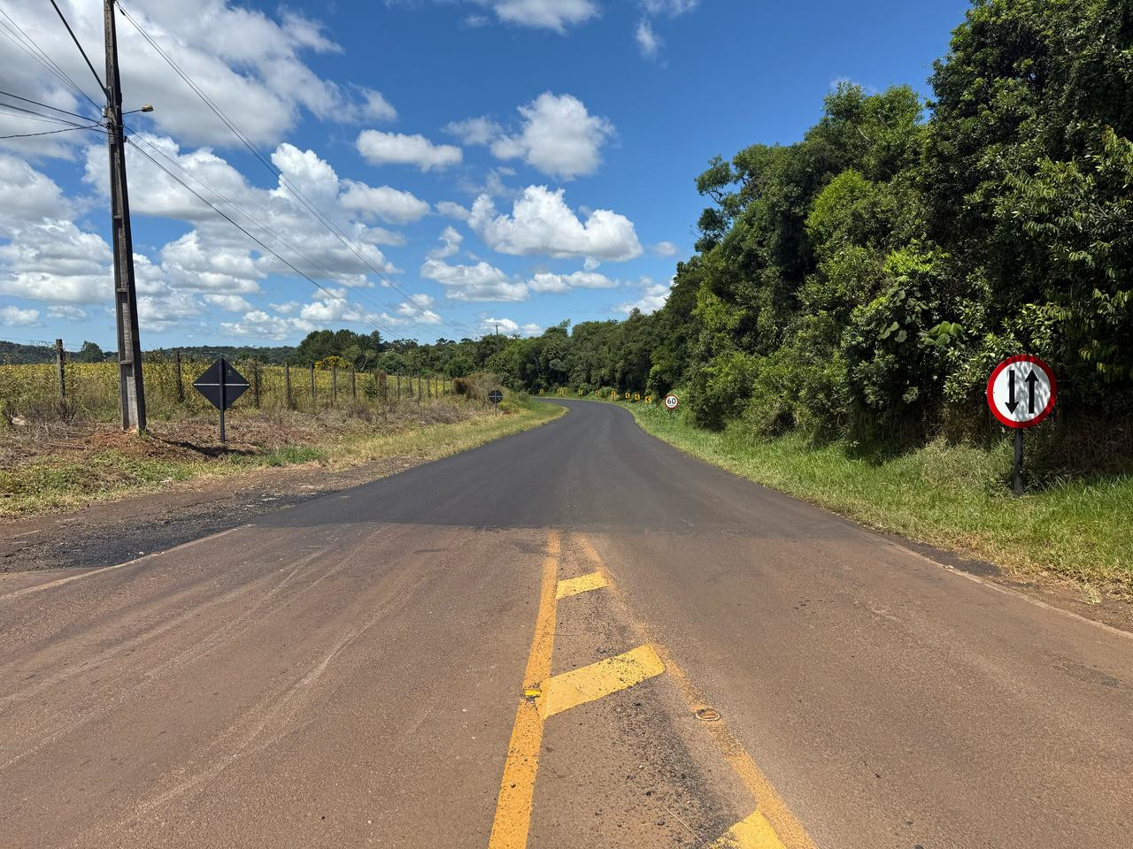 PR-565 conservação entre Laranjeiras do Sul e Porto Barreiro