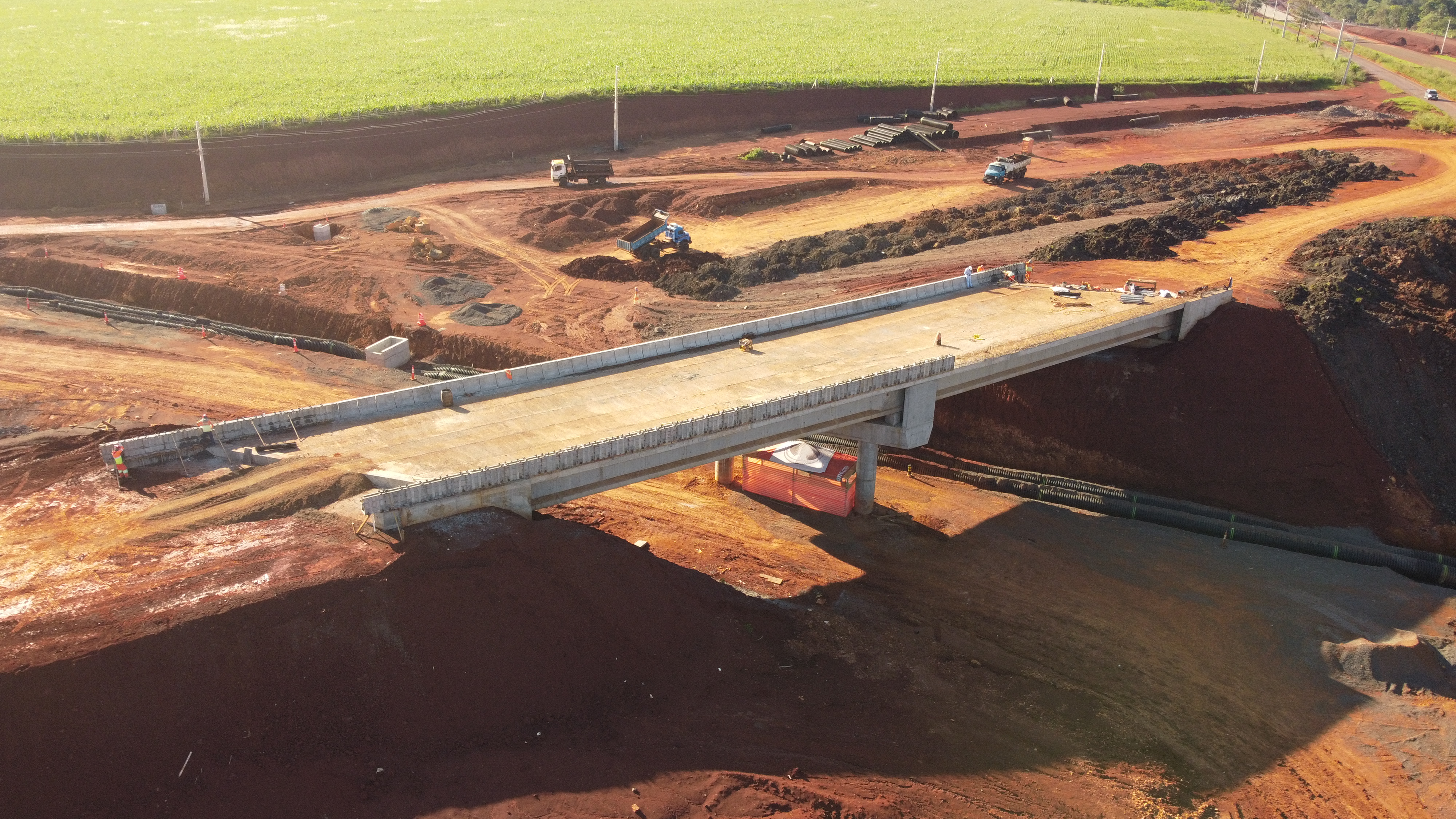 Viaduto sobre a Avenida Felipe Wandscheer