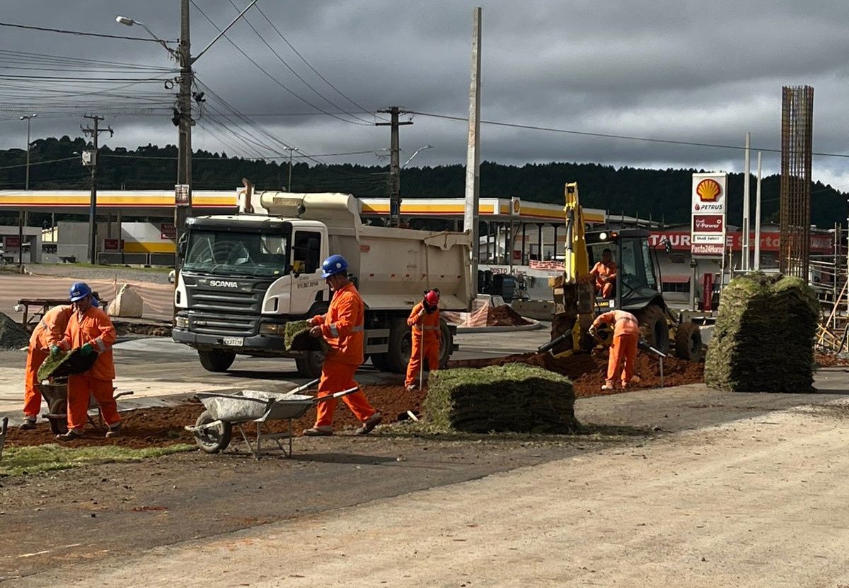 Duplicação Rodovia dos Minérios em Almirante Tamandaré