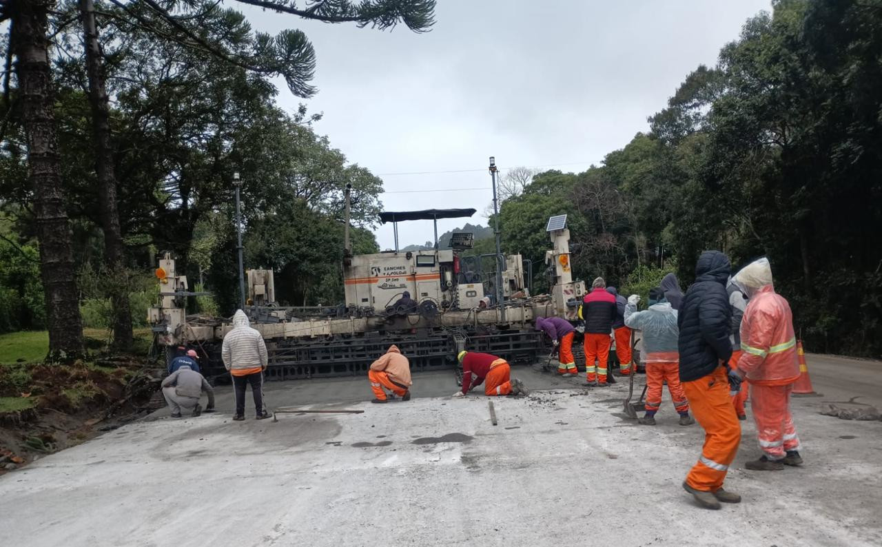 Restauração em concreto da PRC-280 entre Pato Branco e Clevelândia