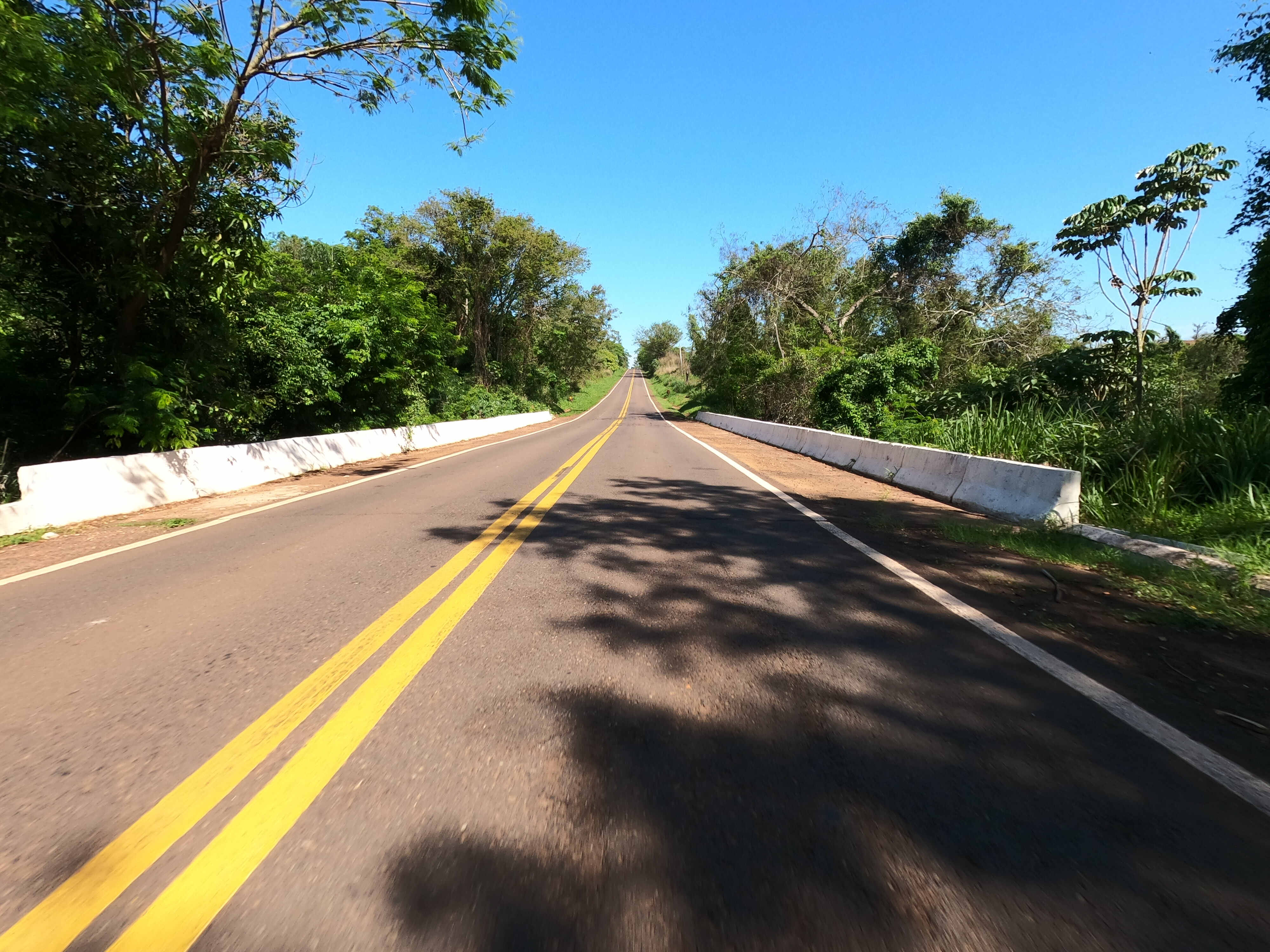 PR-218 entre Paranavaí e Amaporã