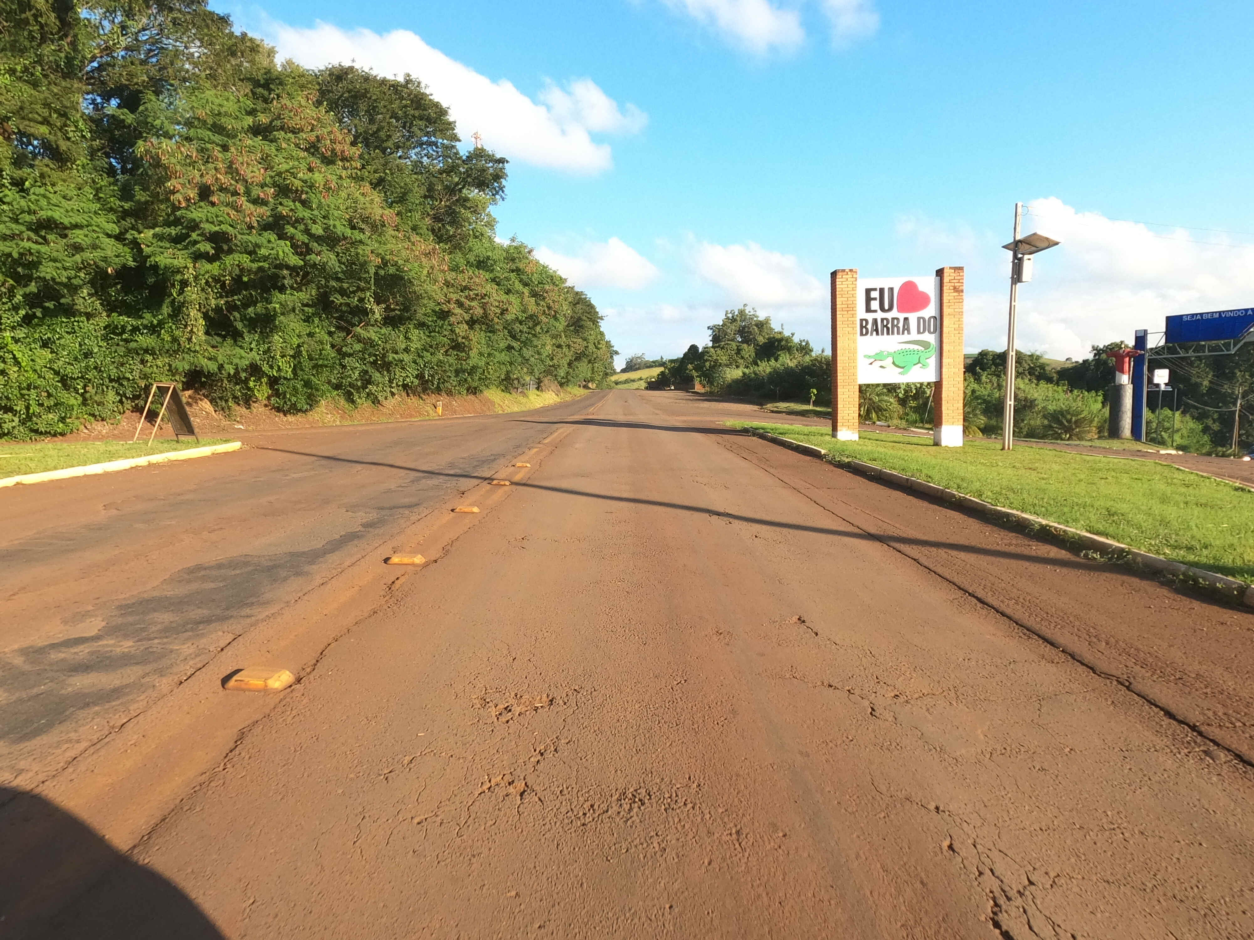 PR-092 entre Andirá e Santo Antônio da Platina