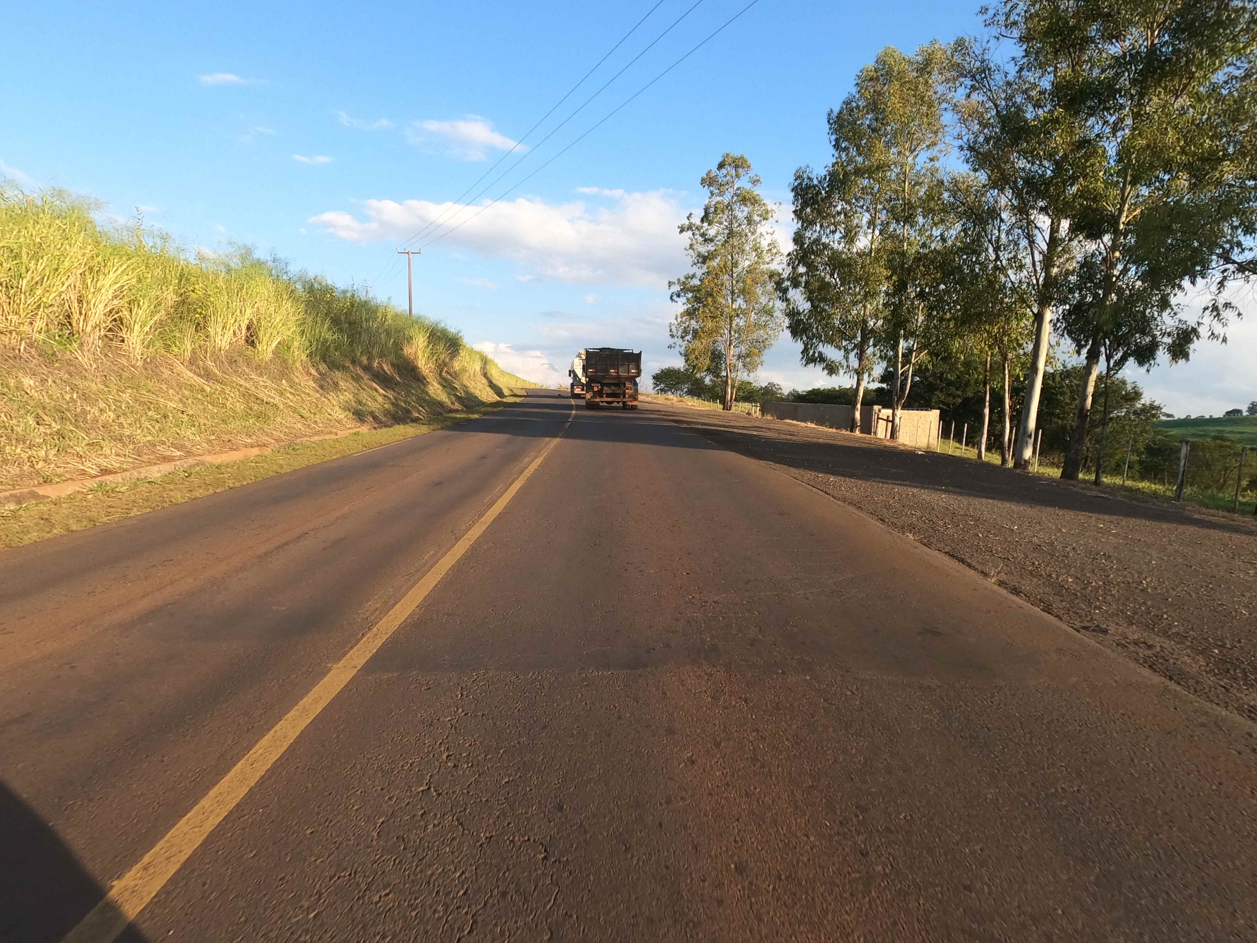 PR-092 entre Andirá e Santo Antônio da Platina
