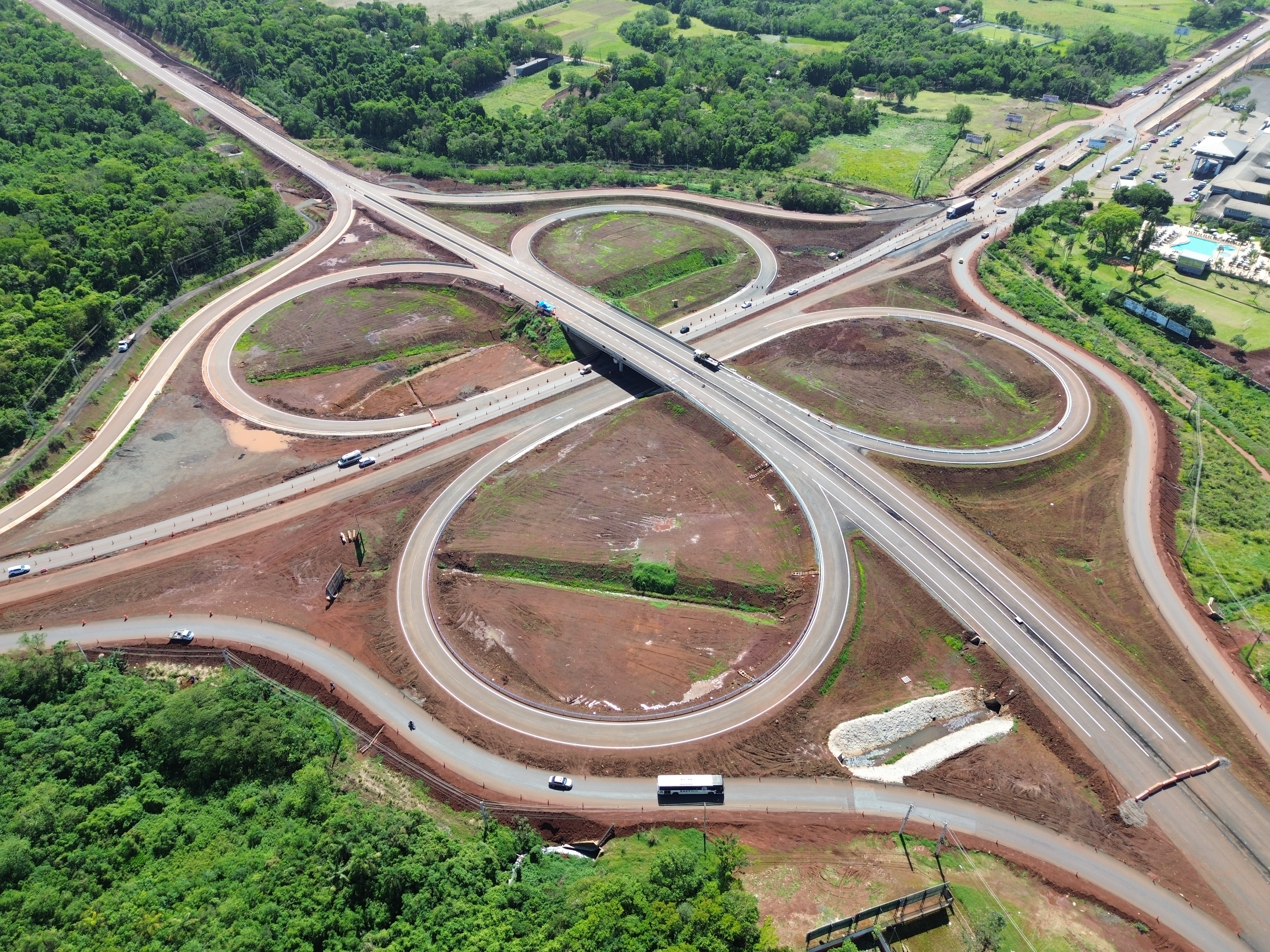 Perimetral Leste de Foz do Iguaçu chega a 83,5%