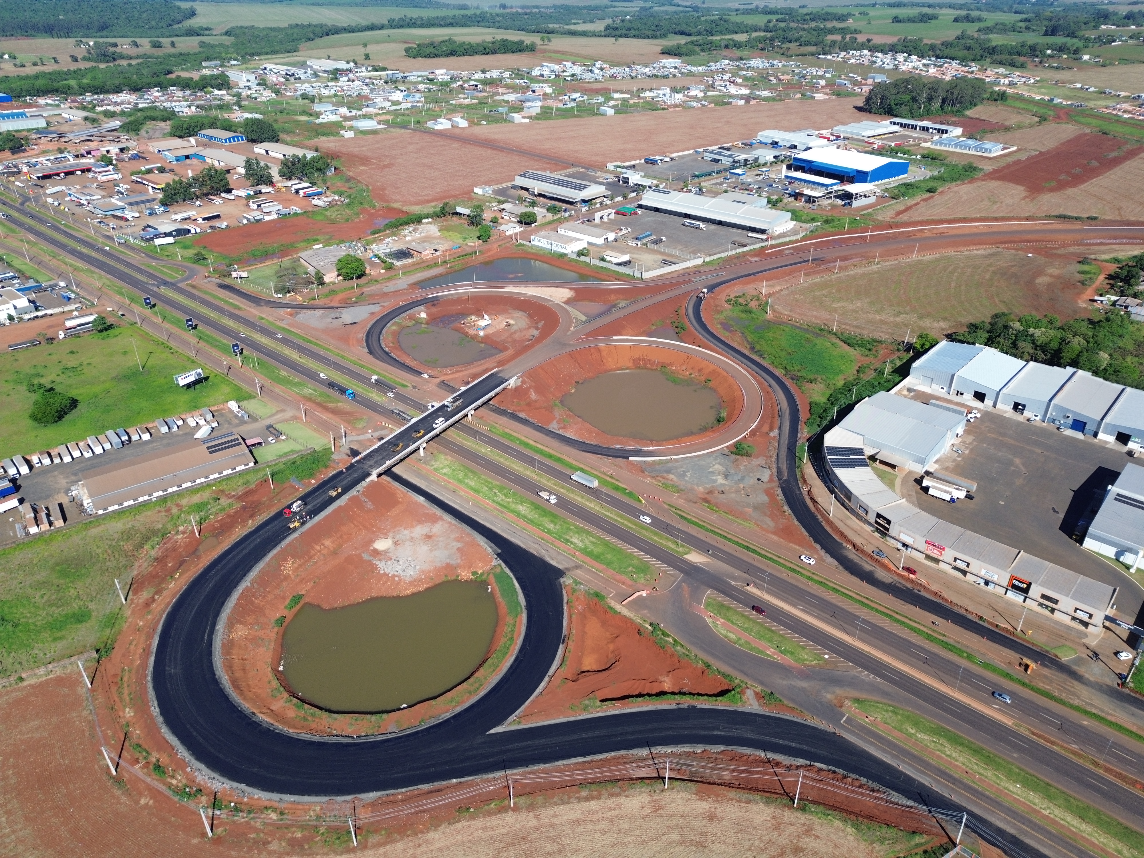 Perimetral Leste de Foz do Iguaçu chega a 83,5%