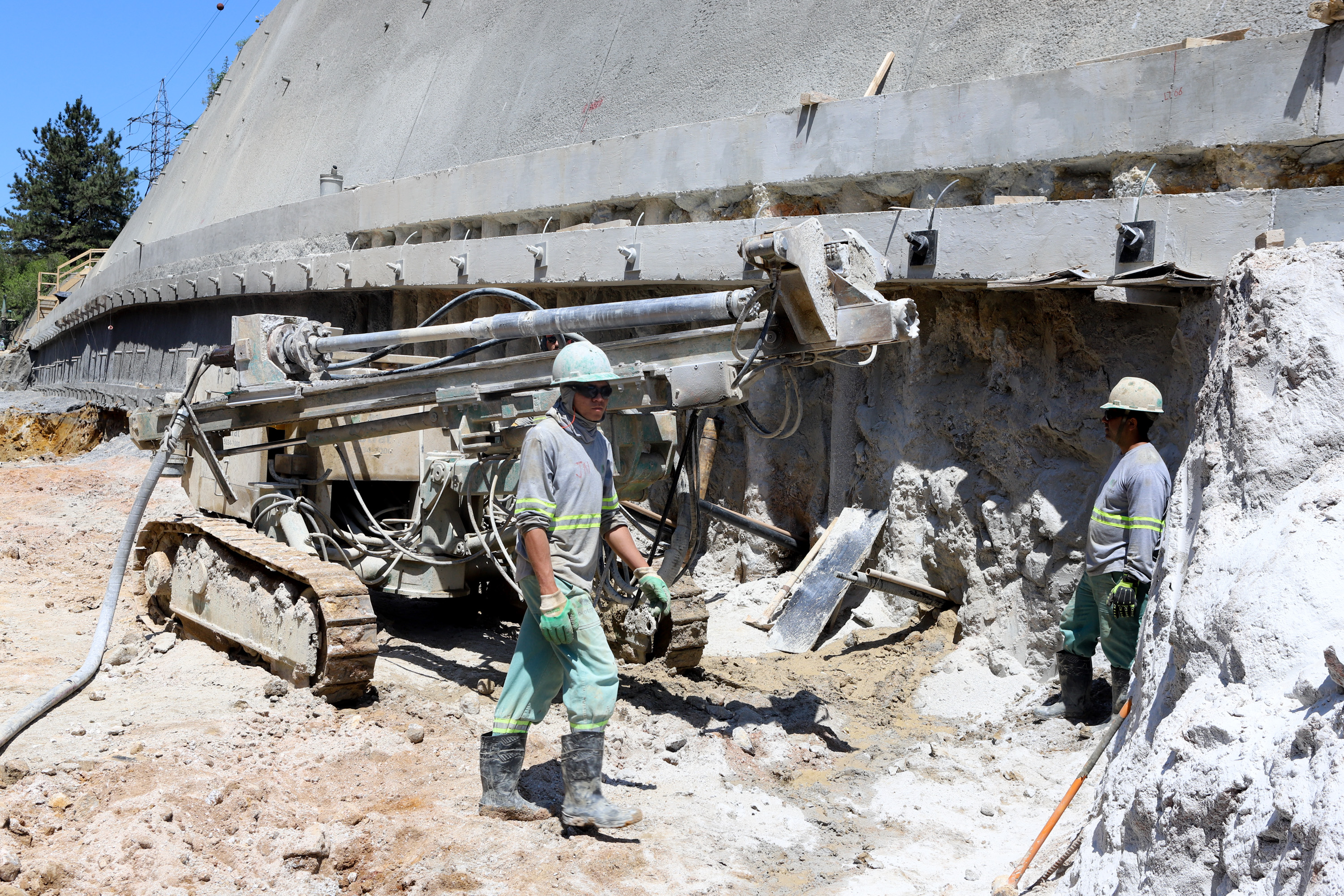 Obras da ponte de Guaratuba e acessos