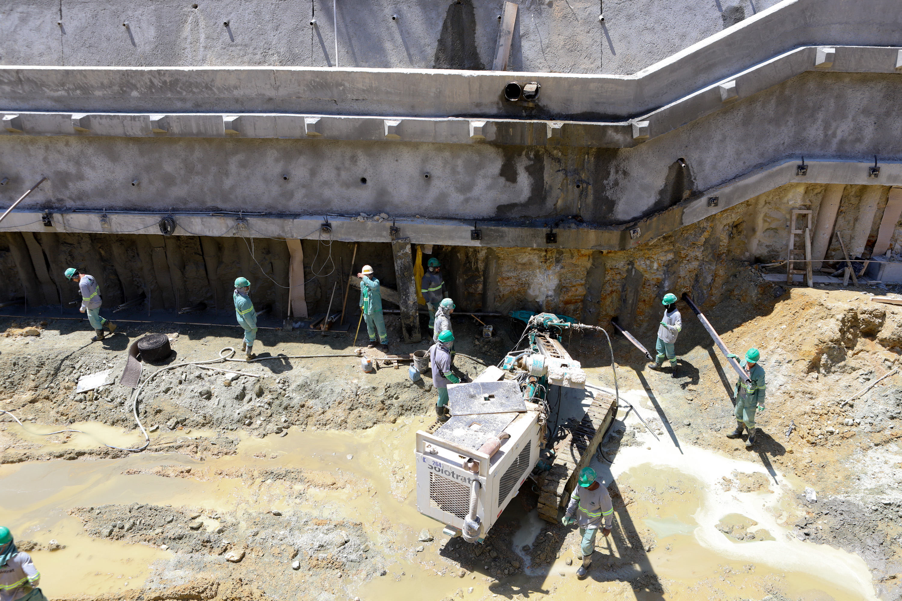 Obras da ponte de Guaratuba e acessos
