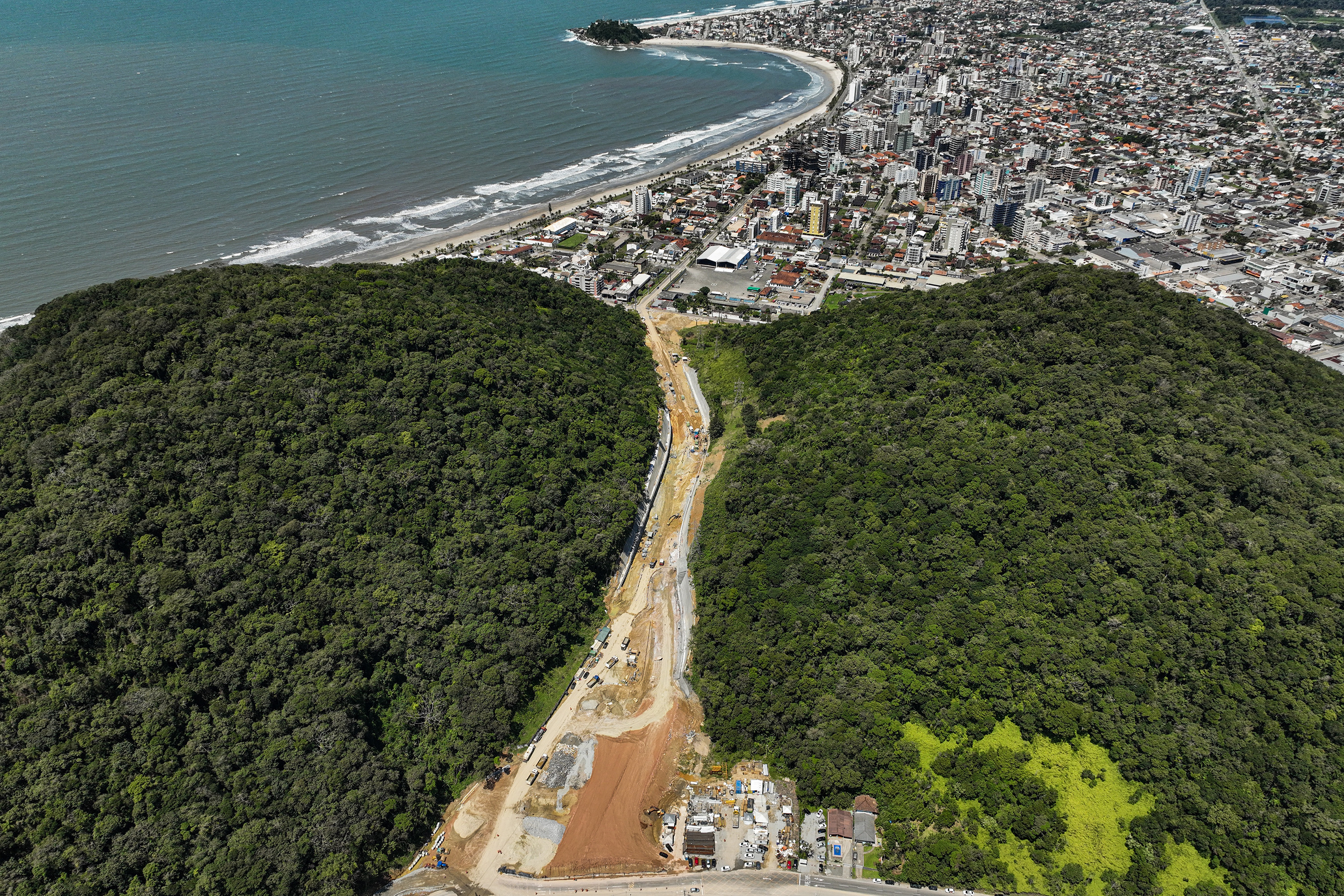 Obras da ponte de Guaratuba e acessos