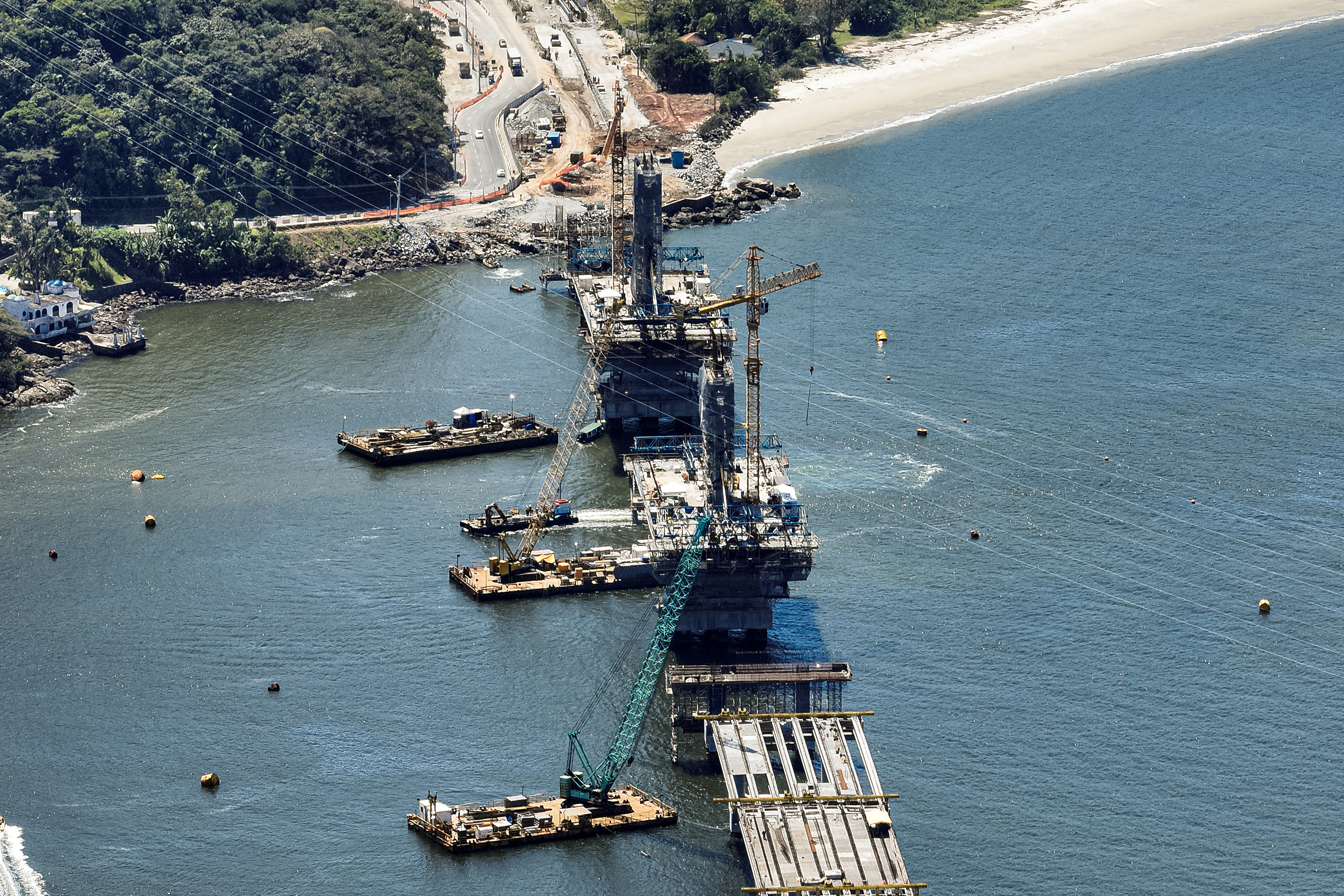 Obras da ponte de Guaratuba e acessos
