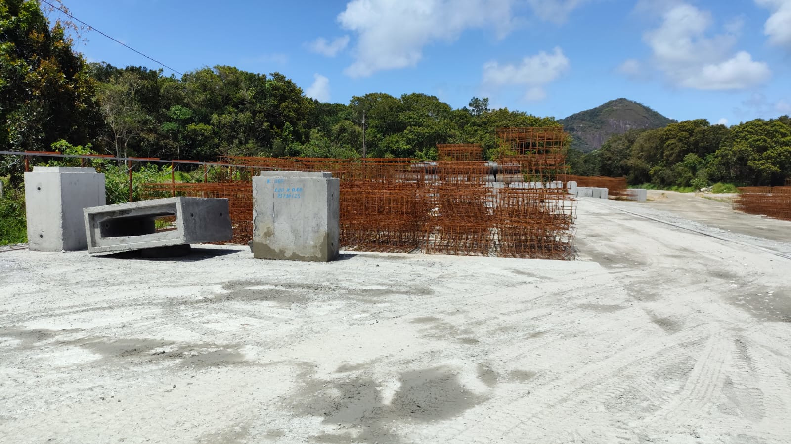 PR-412 duplicação entre Matinhos e Praia de Leste