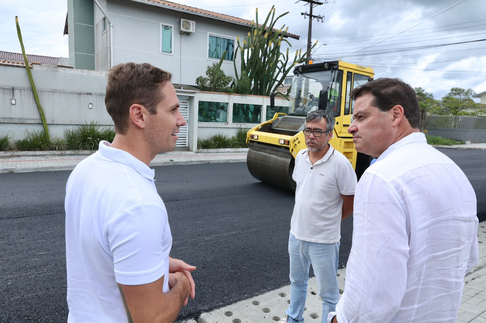 Contorno de Praia de Leste em Pontal do Paraná