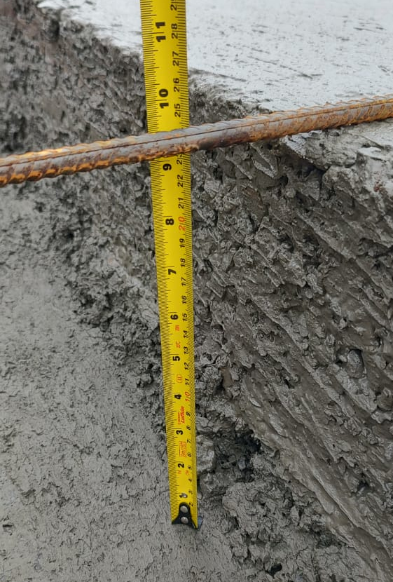 PRC-466 concretagem da pista em Pitanga