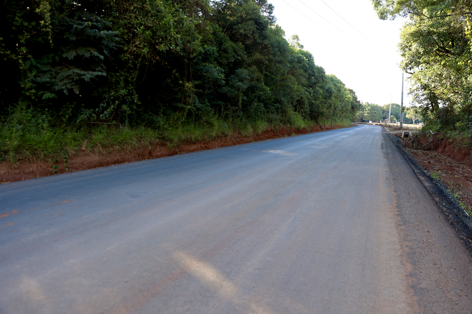 Pavimentação da Estrada da Gruta em Teixeira Soares