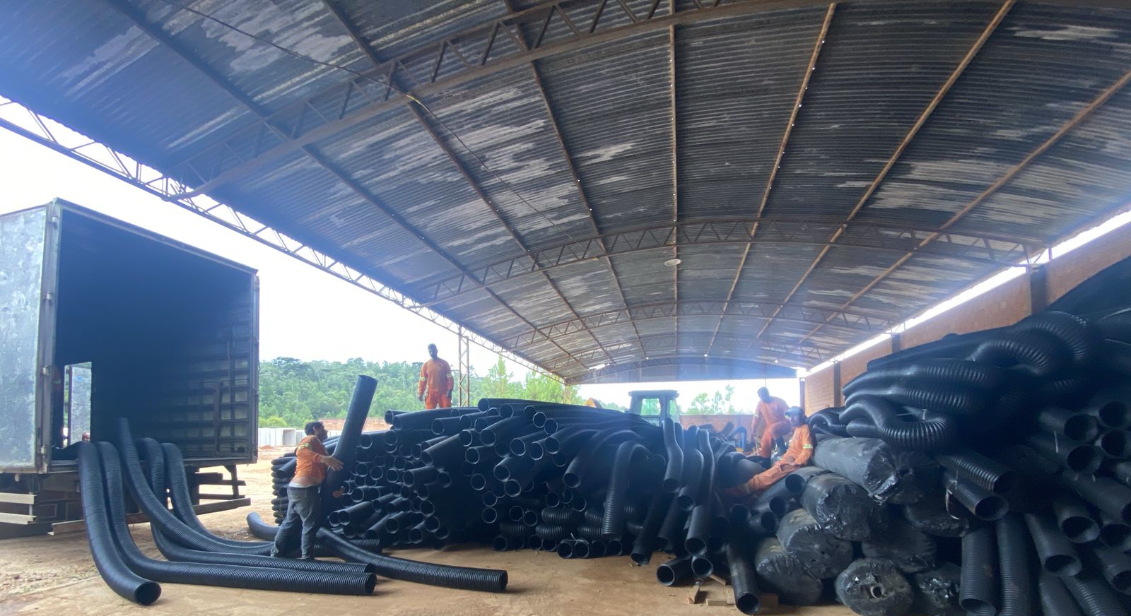 PR-092 em Doutor Ulysses obra de pavimentação