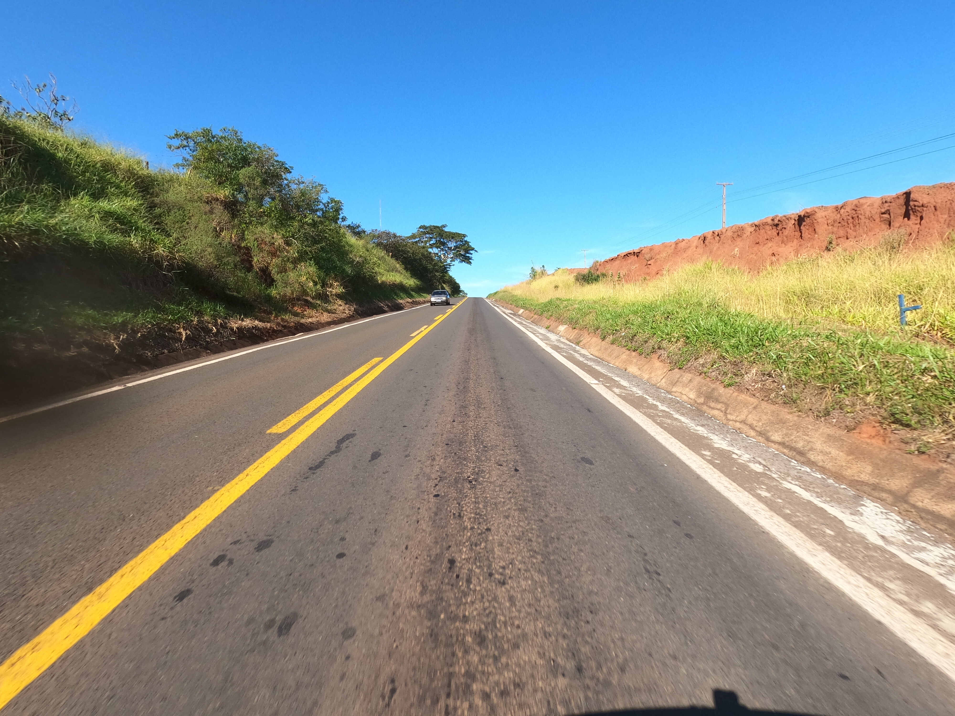 PR-542 em Colorado, trecho que será estudo em projeto de restauração e ampliação