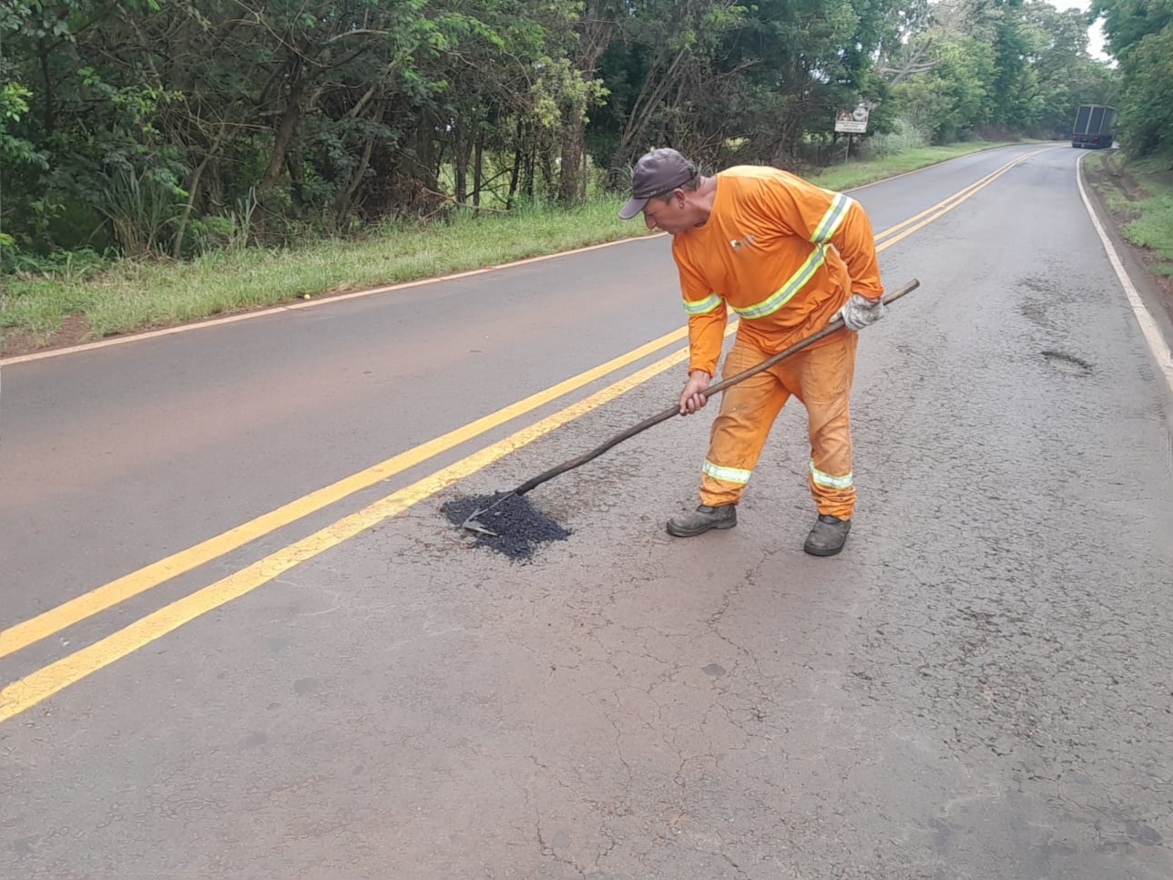 PR-092 entre Santo Antônio da Platina e Andirá