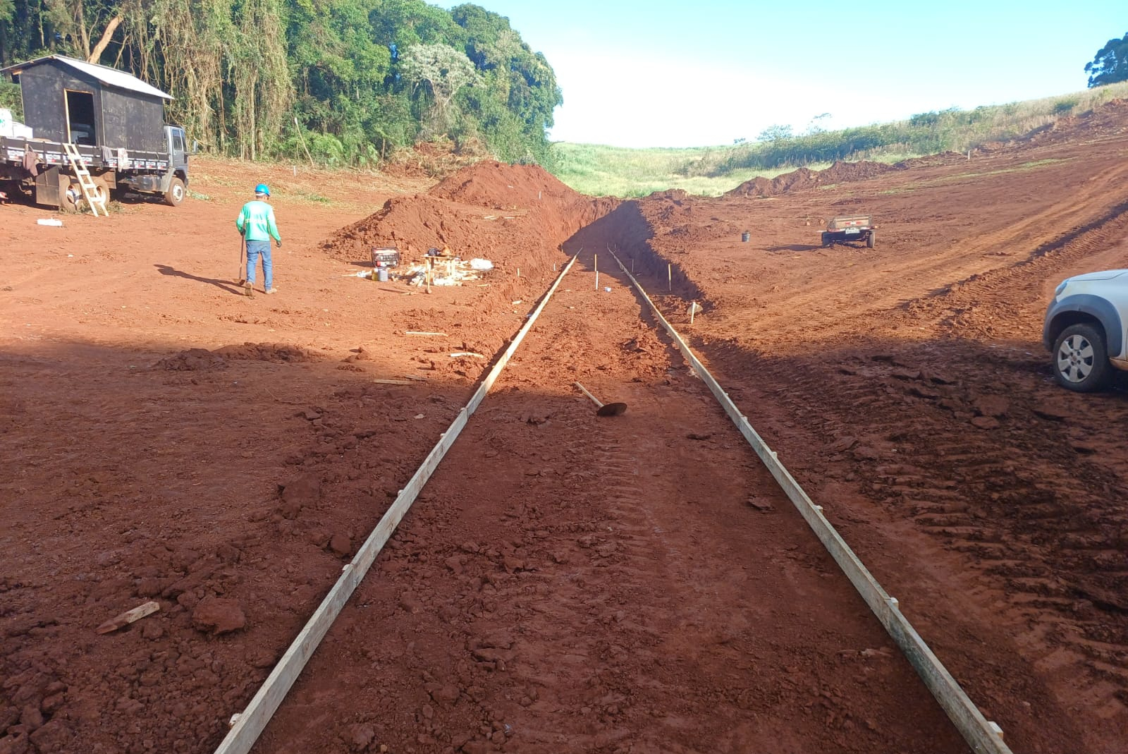 Contorno Noroeste de Pato Branco - construção de bueiro de concreto