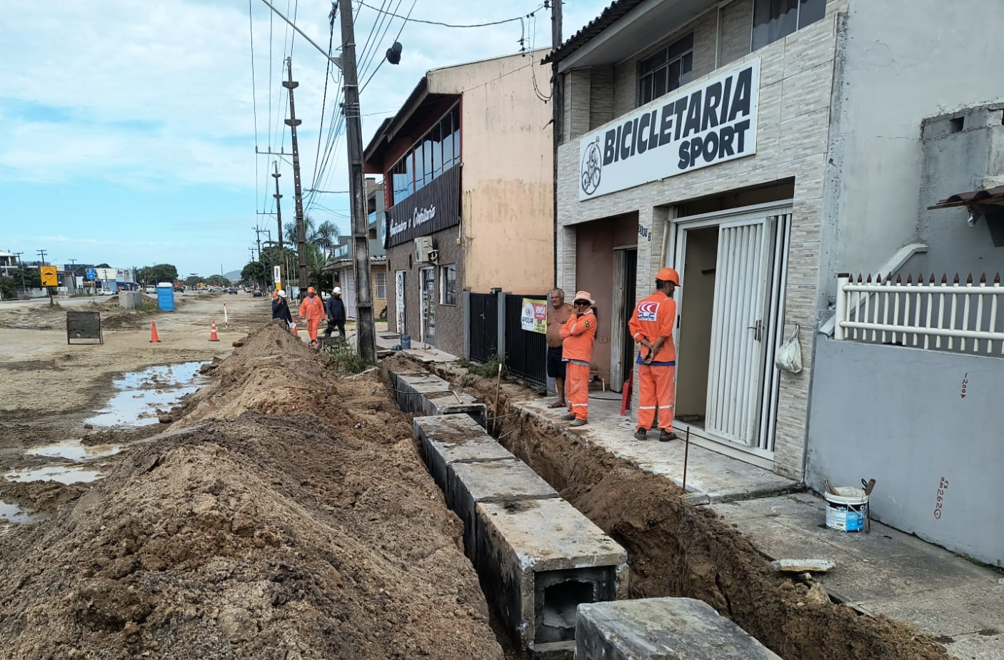 PR-412 duplicação entre Matinhos e Praia de Leste - implantação de drenagem