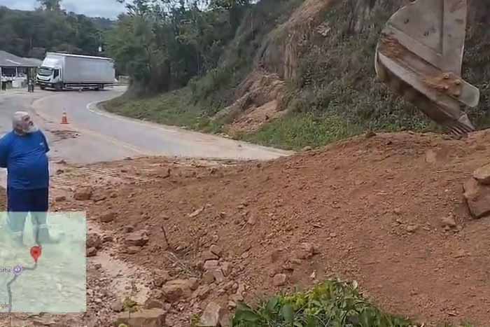 DER/PR informa interdição total da PR-092 entre Rio Branco do Sul e Cerro Azul