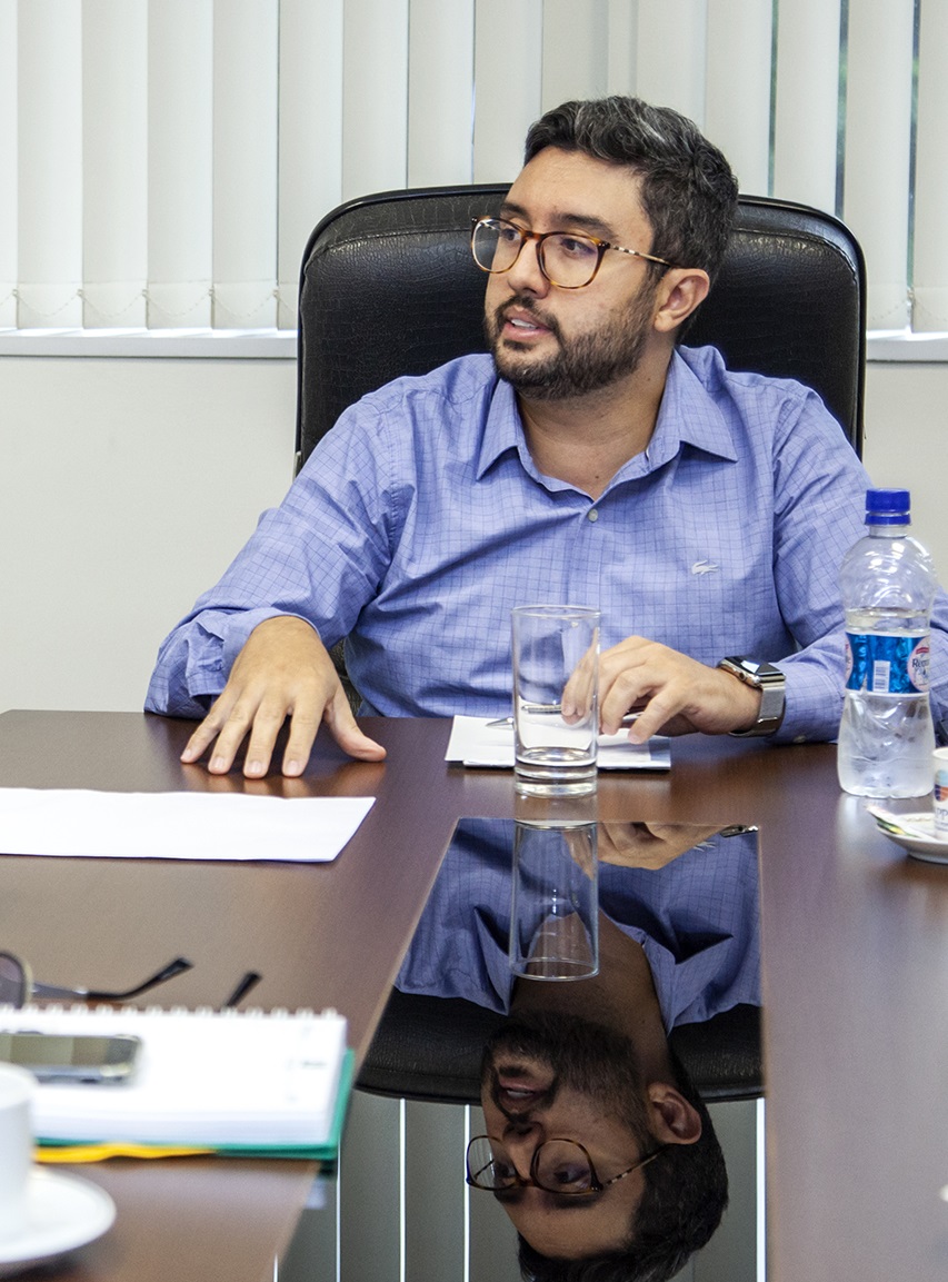 O Porto de Paranaguá comemora seu 84º aniversário no próximo domingo (17), mantendo o desempenho que o coloca entre os portos mais importantes da América Latina e o segundo maior porto do Brasil. Na foto, Luiz Fernando Garcia, diretor-presidente da Administração dos Portos de Paranaguá e Antonina ( APPA)  -  Paranaguá, 15/03/2019  -  Foto:  Claudio Neves/APPA