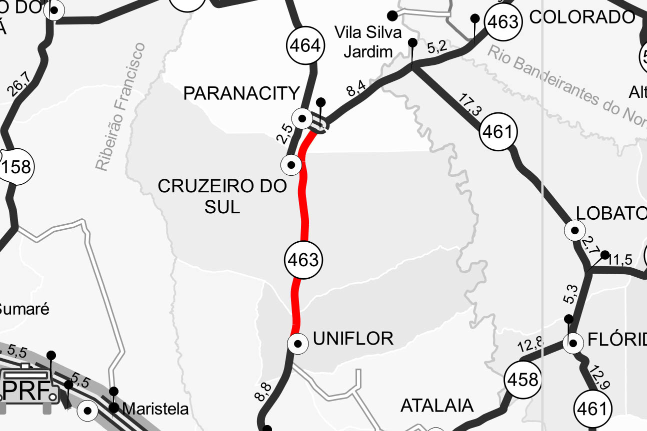 A PR-463, no trecho entre Uniflor, no Norte Central, e Paranacity, na região Noroeste, está recebendo remendos superficiais. Eles incluem a fresagem, que é a retirada da camada superior do pavimento, seguida pela aplicação de Concreto Betuminoso Usinado a Quente (CBUQ) e a compactação deste material. Foto: Divulgação/DER