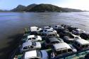 Ferry boat transportando veículos