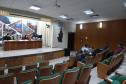 Sessão de abertura de envelopes no auditório do DER