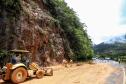 Deslizamento de terra na BR-277 Litoral