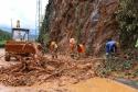 Deslizamento de terra na BR-277 Litoral