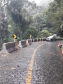 Km 11 - Barreiras de concreto New Jersey e sinalização instaladas