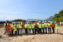 Chegada da balsa Perpetuar à baía de Guaratuba