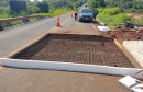 Obra de manutenção da ponte sobre o Rio Xambrê, na PR-490, em Iporã