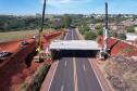 Lançamento de vigas em viadutos da PR-444, já concluído