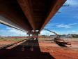 BR-277 Novo viaduto recebendo pré-lajes de concreto