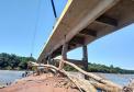 PR-317 retirada de balsa naufragada junto a ponte sobre o Rio Ivaí