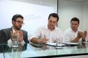 O governador Carlos Massa Ratinho Junior anunciou nesta quarta-feira (3) a contratação do projeto executivo de engenharia para restauração e ampliação de capacidade da Av. Ayrton Senna da Silva, um dos principais acessos ao Porto, no Litoral. A revitalização da via é fundamental para aumentar a capacidade de escoamento das exportações do Estado.  -  Paranaguá, 03/04/2019  -  Foto: Rodrigo Félix Leal/ANPr